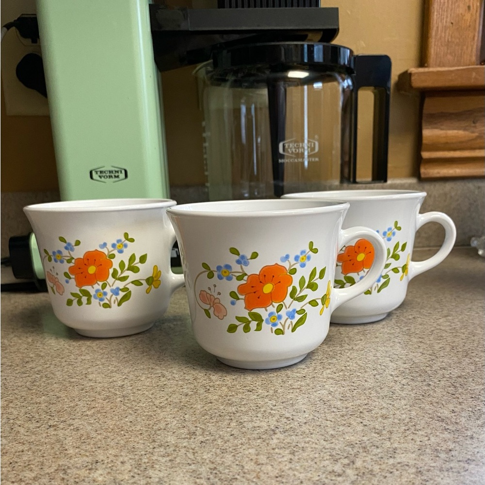 Corning Wildflower Mugs- 3